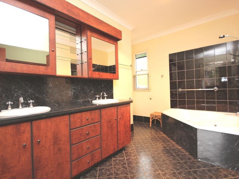 12 Molyneus St, Mount Gravatt QLD 4122