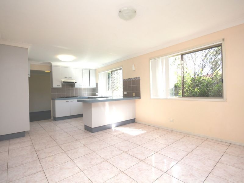10 Huntington Ct, Calamvale QLD 4116