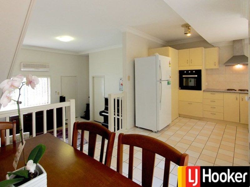 9/1162 Cavendish Rd, Mount Gravatt East QLD 4122