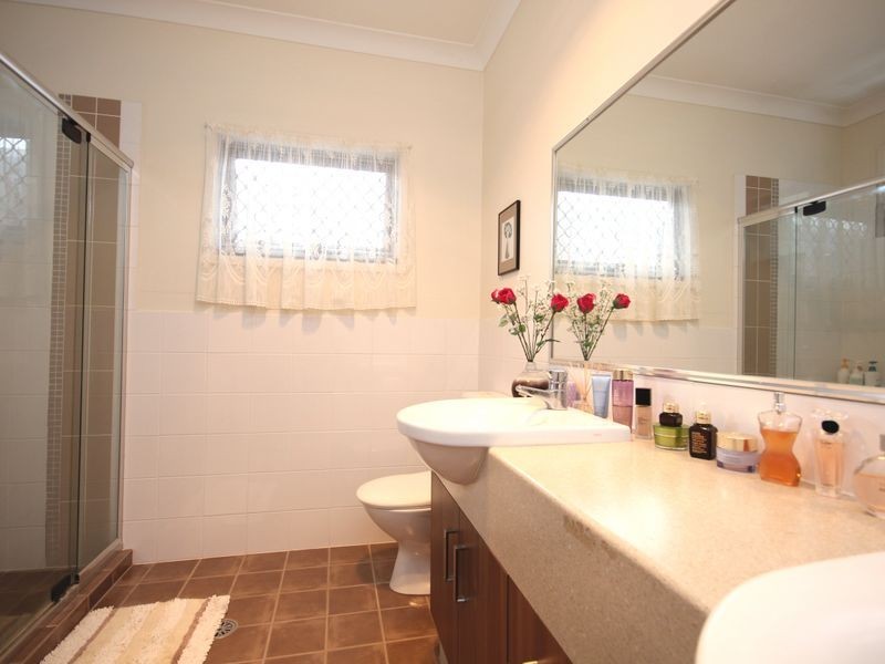 114 Shaftesbury Street, Tarragindi QLD 4121