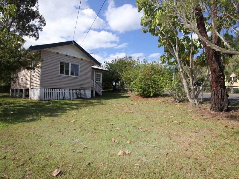228 Beddoes Street, Holland Park QLD 4121