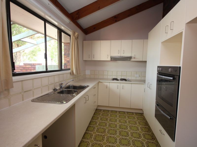 26 Helemon St, Belmont QLD 4153