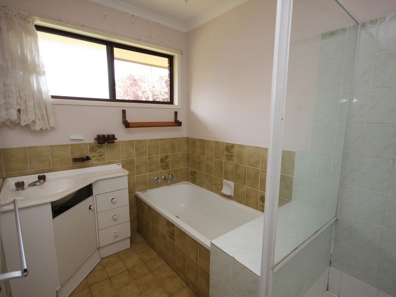 26 Helemon St, Belmont QLD 4153