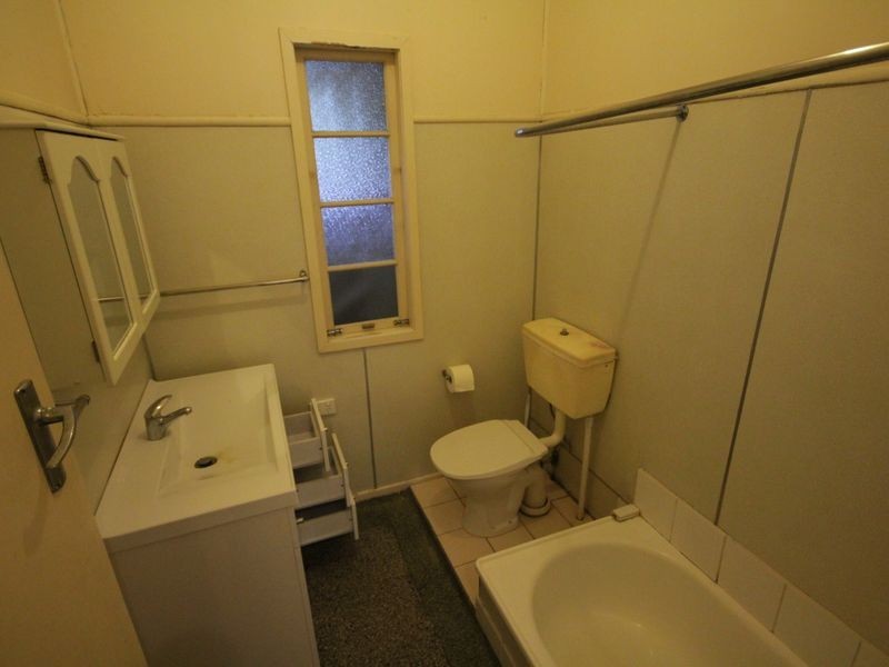 1/23 Rowsley Street, Greenslopes QLD 4120