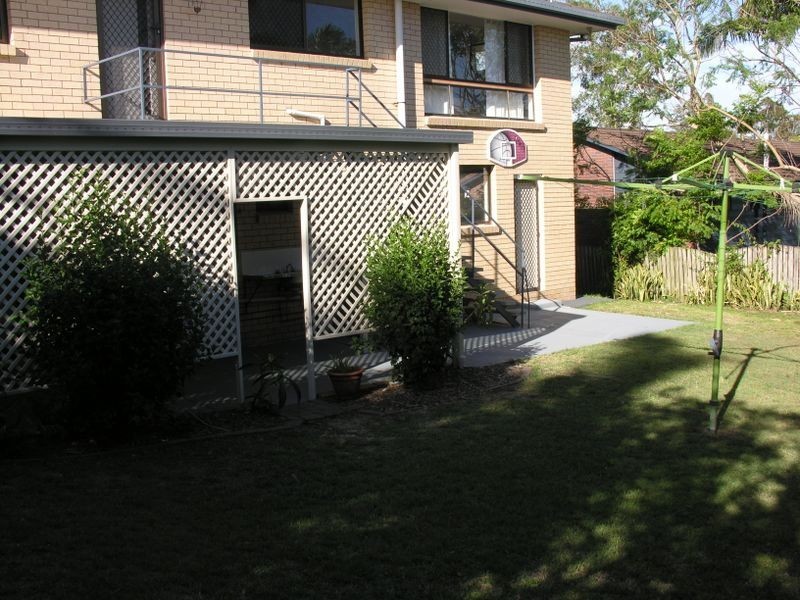 399 Pine Mountain Rd, Mansfield QLD 4122