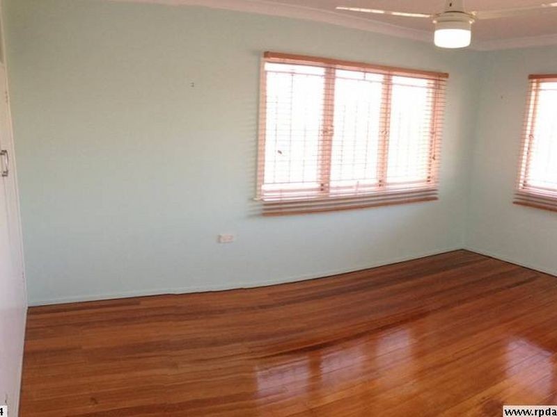 2 Marlton Street, Tarragindi QLD 4121