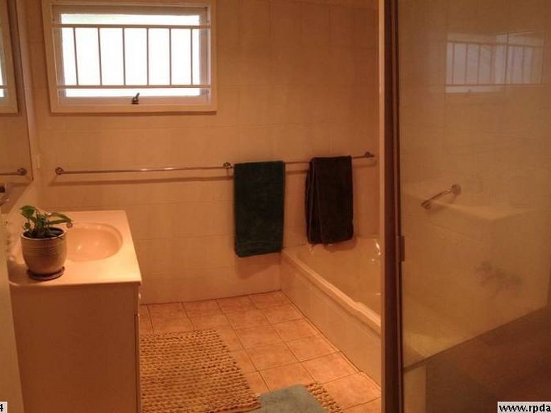 2 Marlton Street, Tarragindi QLD 4121