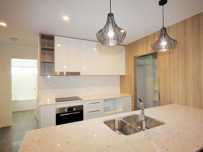201/29-31 Riding Road, Hawthorne QLD 4171