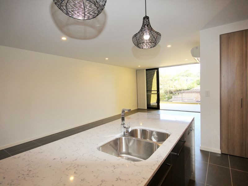 201/29-31 Riding Road, Hawthorne QLD 4171