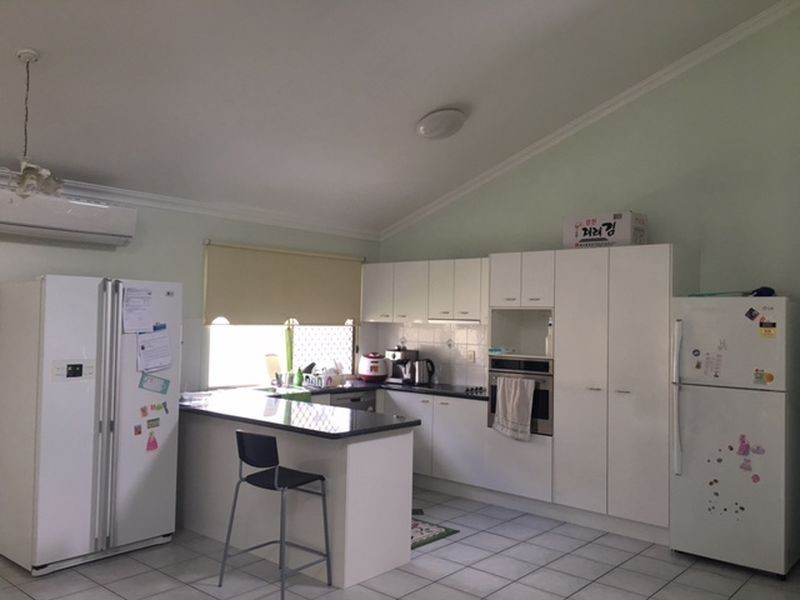 20 Melaleuca Pl, Carindale QLD 4152