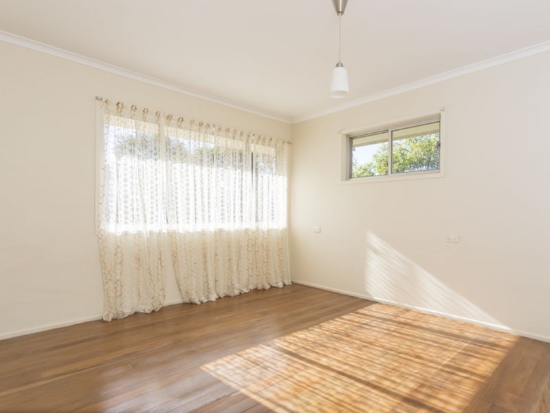 29 Hector Road, Holland Park QLD 4121