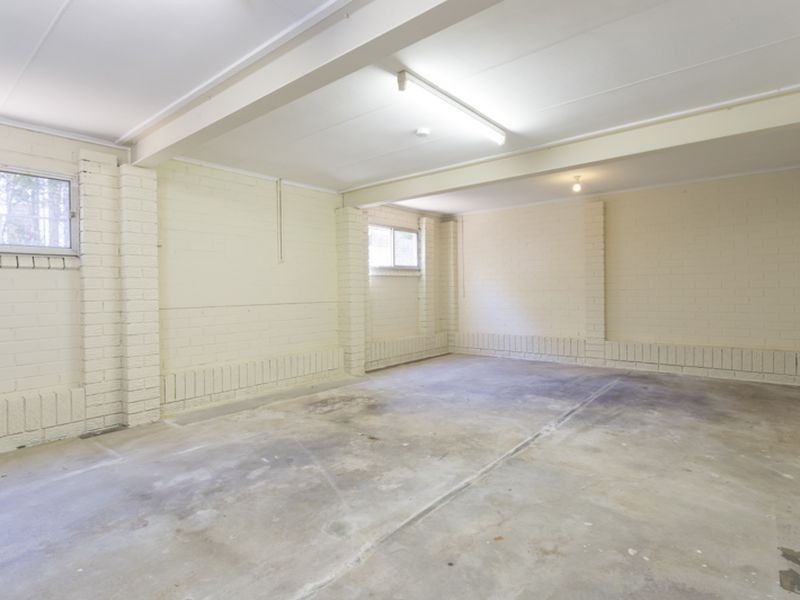 29 Hector Road, Holland Park QLD 4121