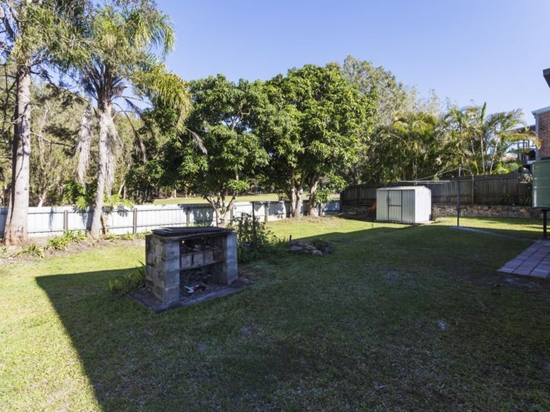 29 Hector Road, Holland Park QLD 4121