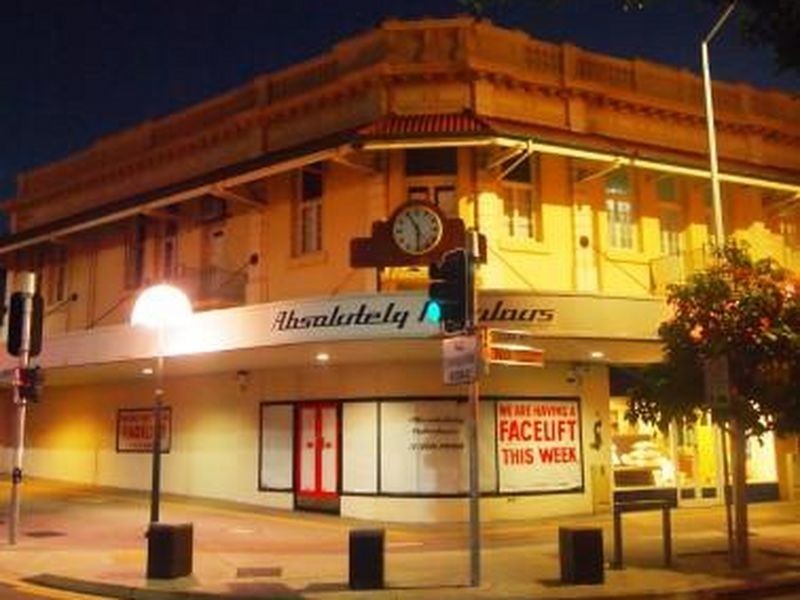 66 Broadway Street, Woolloongabba QLD 4102