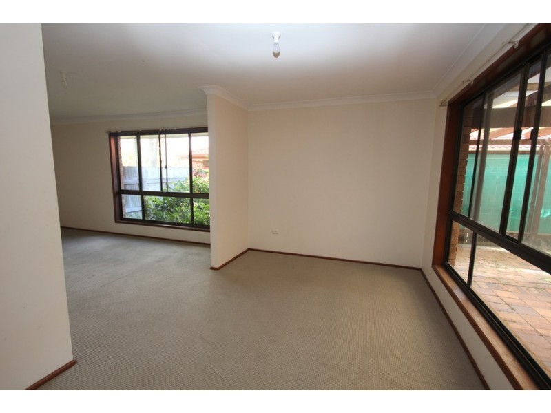 6 Twynam Street, Belmont QLD 4153