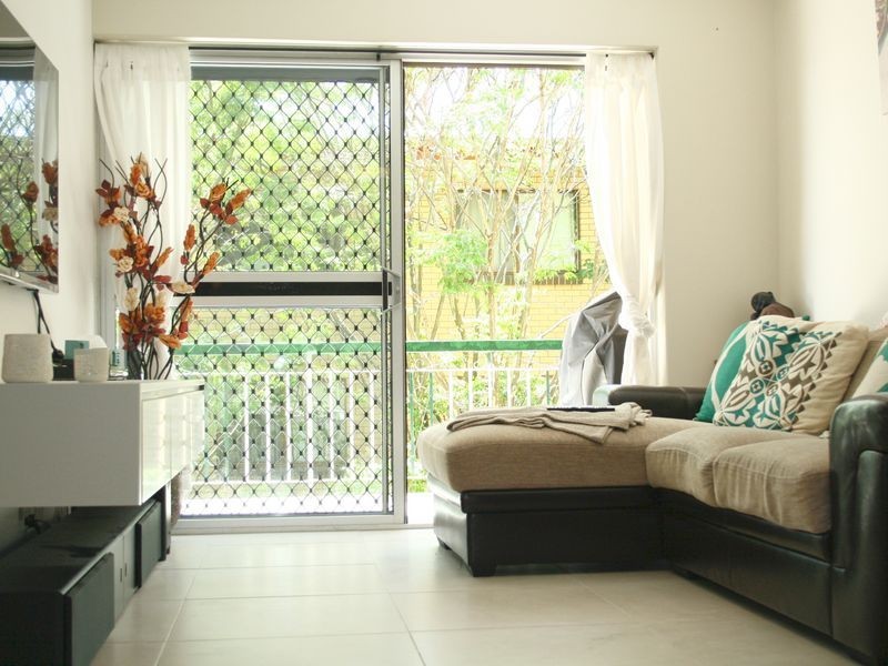 57 Shire St, Coorparoo QLD 4151