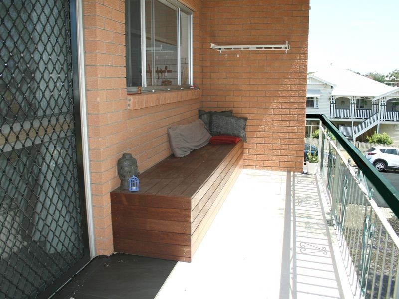 57 Shire St, Coorparoo QLD 4151