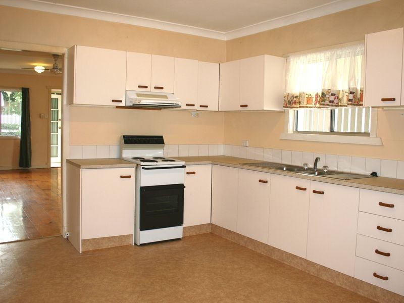 40 GLINDEMANN DR, Holland Park QLD 4121