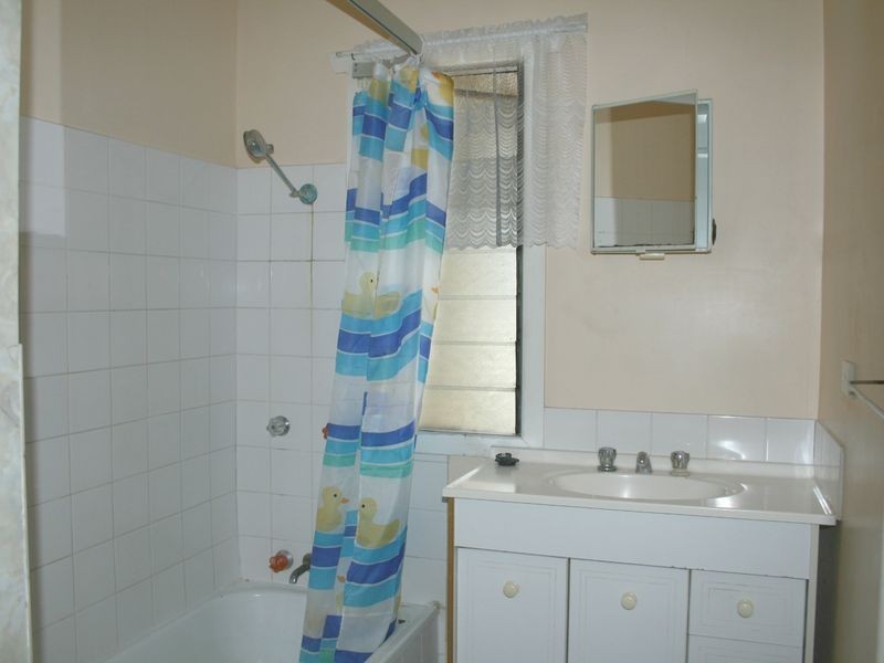 40 GLINDEMANN DR, Holland Park QLD 4121