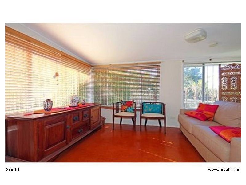 12 Stanton Street, Cannon Hill QLD 4170