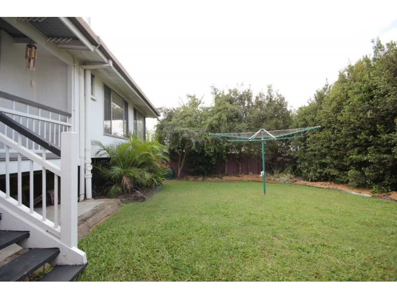 12 Stanton Street, Cannon Hill QLD 4170