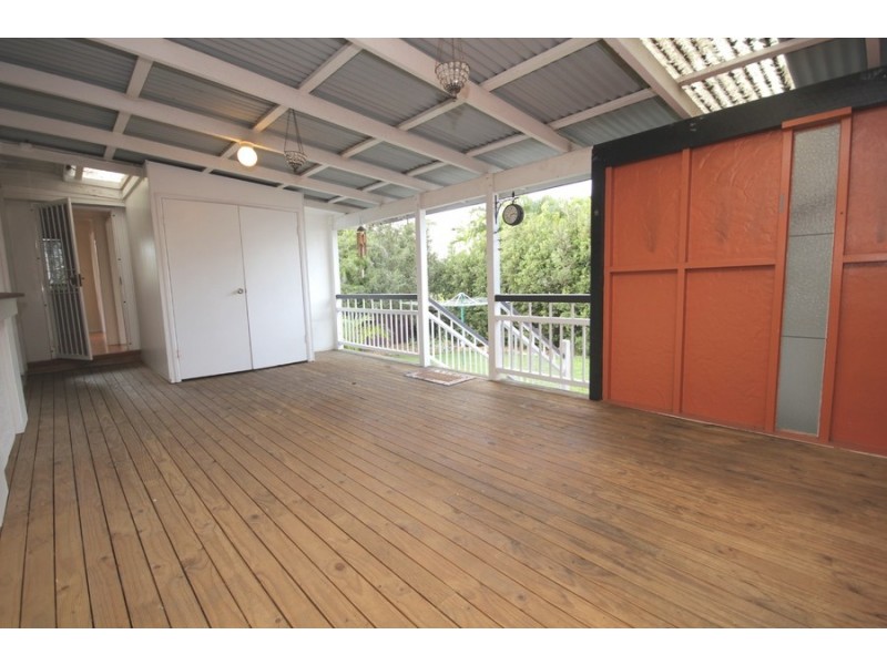 12 Stanton Street, Cannon Hill QLD 4170