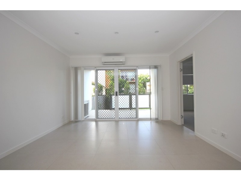 2/12 Lyon Street, Moorooka QLD 4105