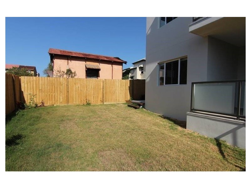 2/12 Lyon Street, Moorooka QLD 4105