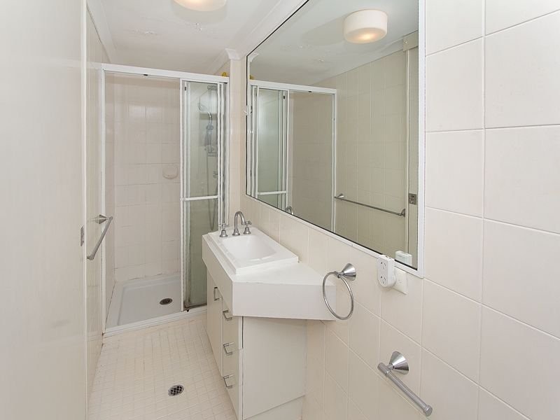 4/15 Ada Street, Taringa QLD 4068