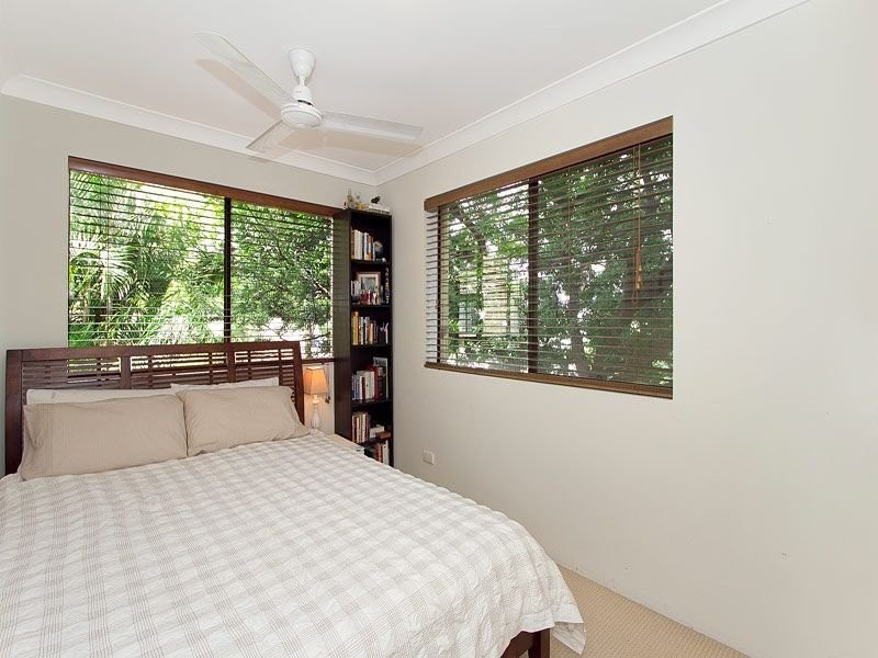 4/15 Ada Street, Taringa QLD 4068
