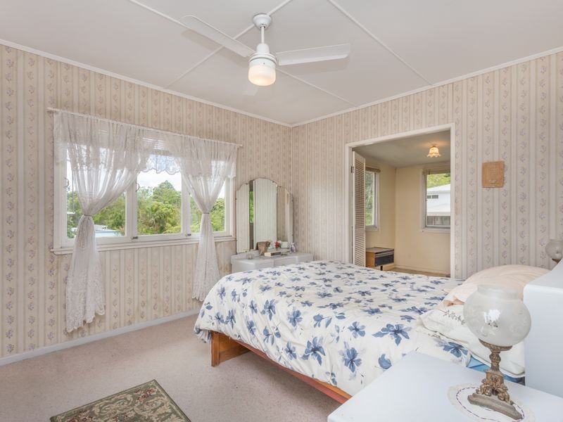 82 Galsworthy St, Holland Park West QLD 4121
