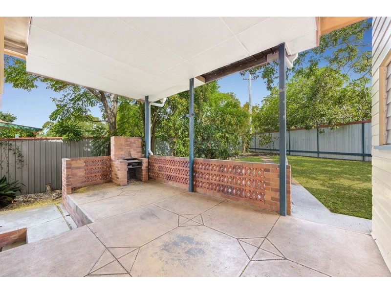 38 Mansted Street, Holland Park West QLD 4121