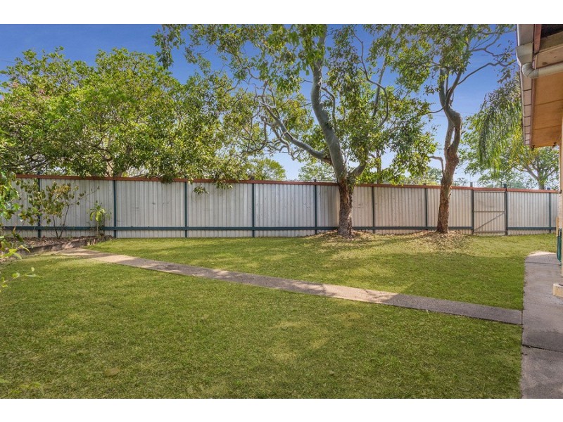 38 Mansted Street, Holland Park West QLD 4121