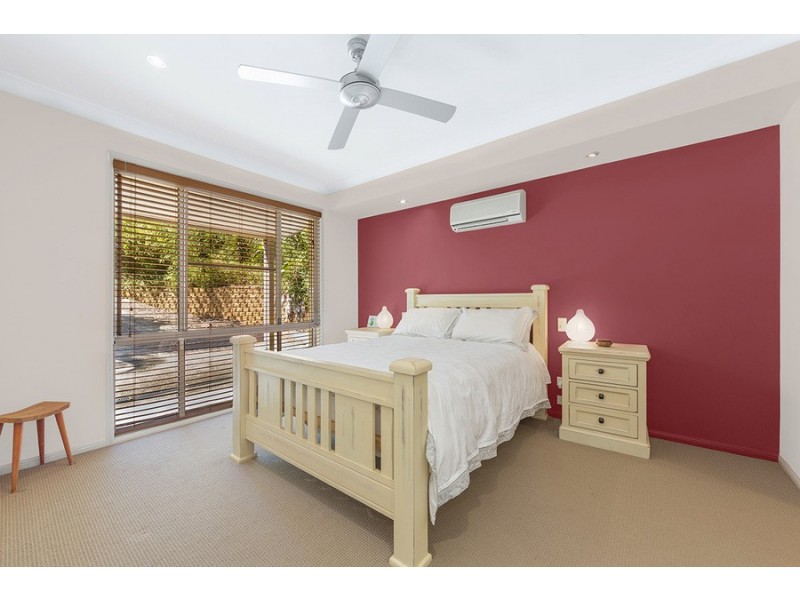 4 Harrison Court, Camira QLD 4300