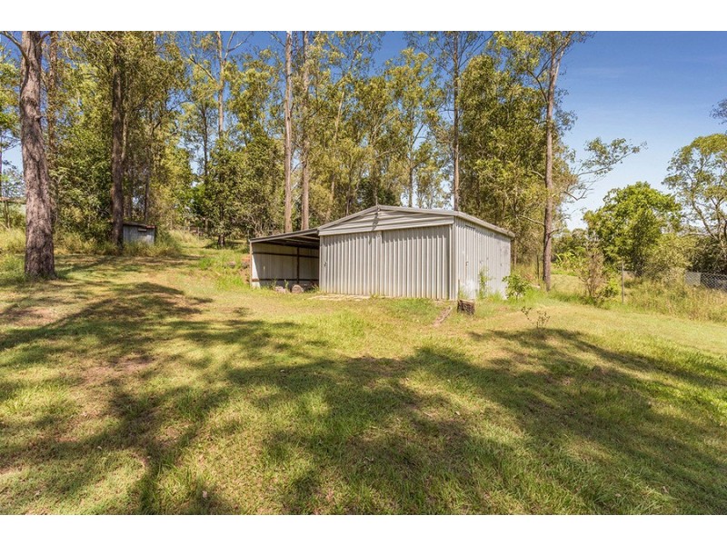 4 Harrison Court, Camira QLD 4300