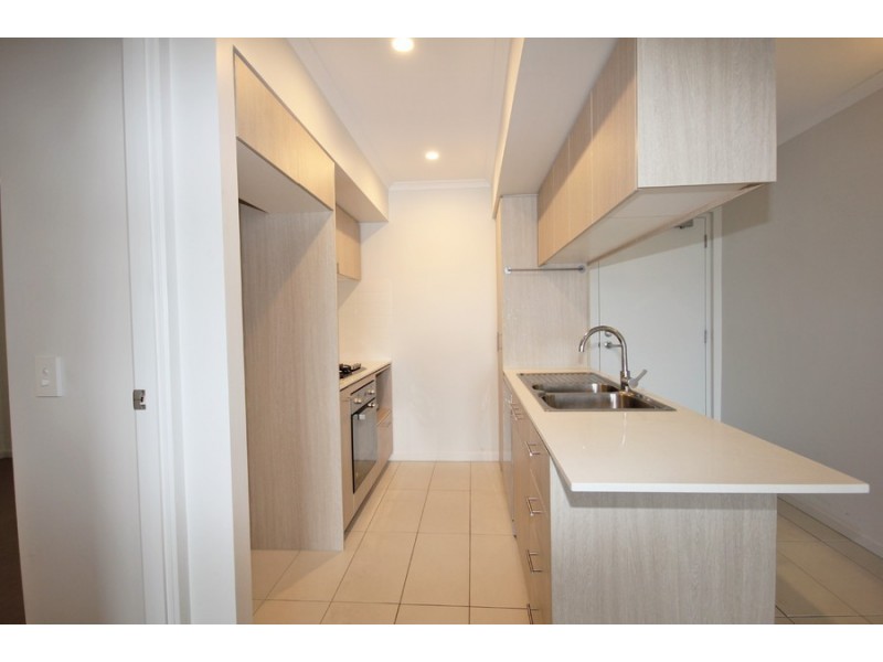 312/26 Macgroarty Street, Coopers Plains QLD 4108