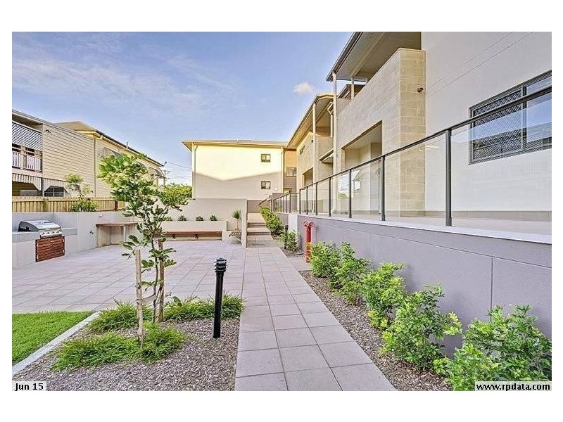 13/71 Dansie Street, Coorparoo QLD 4151