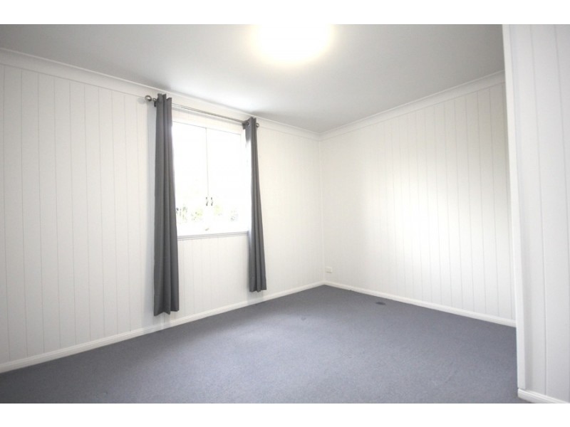 2/762 Logan Road, Holland Park QLD 4121