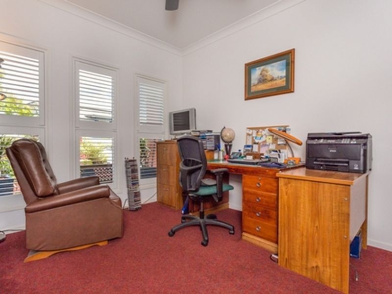 20 CASCADES Street, Springfield Lakes QLD 4300