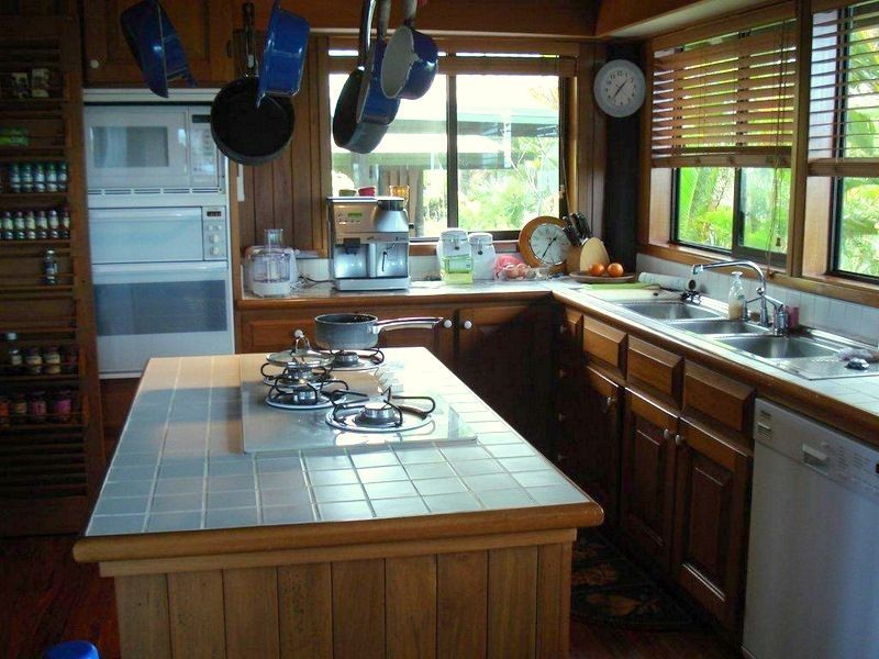 1-3 Kawana Island Blvd, Warana QLD 4575