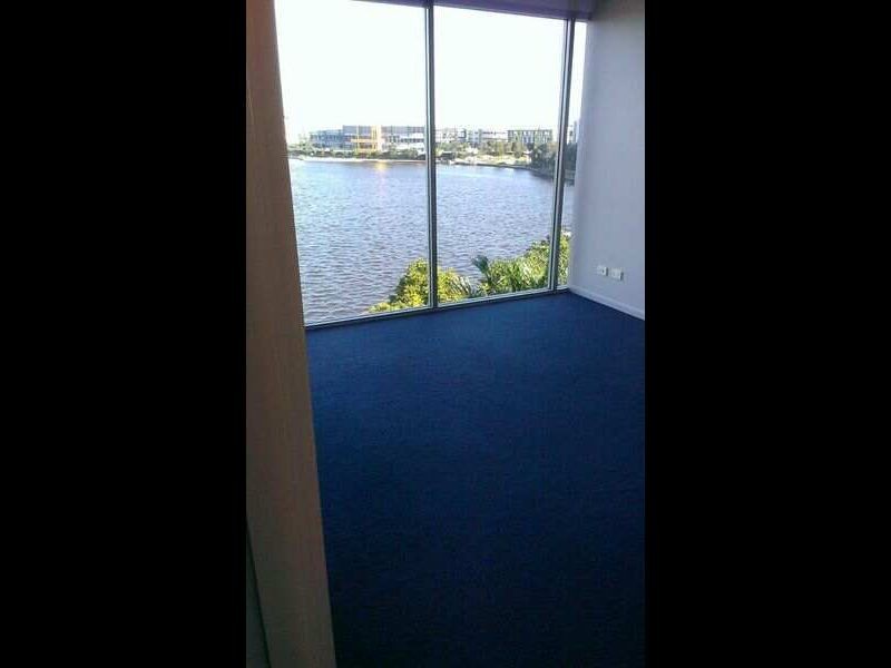 2/30 Main Drive, Warana QLD 4575