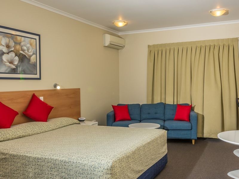 Nambour Heights Motel/4 Nambour – Mapleton Road, Nambour QLD 4560