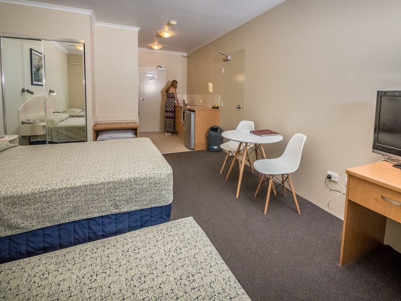 Nambour Heights Motel/4 Nambour – Mapleton Road, Nambour QLD 4560