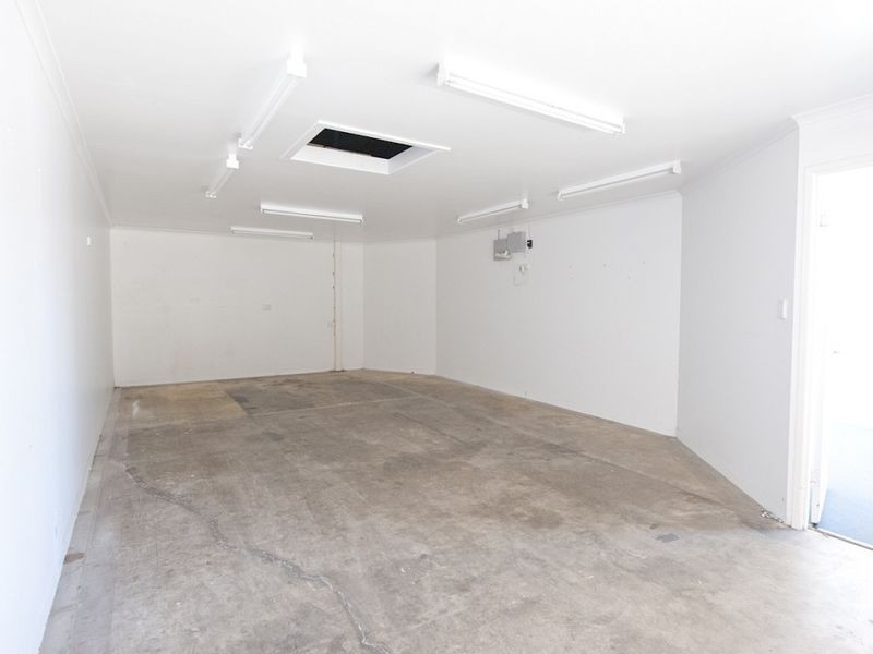 1/21 Daniel Street, Caloundra West QLD 4551