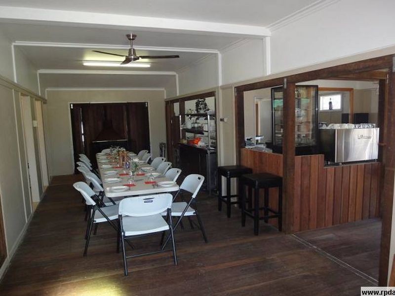 10 Ormuz Ave, Caloundra QLD 4551