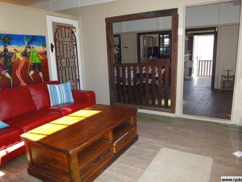10 Ormuz Ave, Caloundra QLD 4551