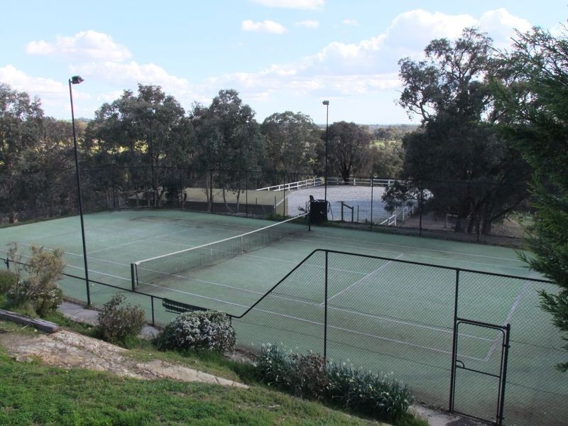 40 Moonlight Road, Kangaroo Ground VIC 3097