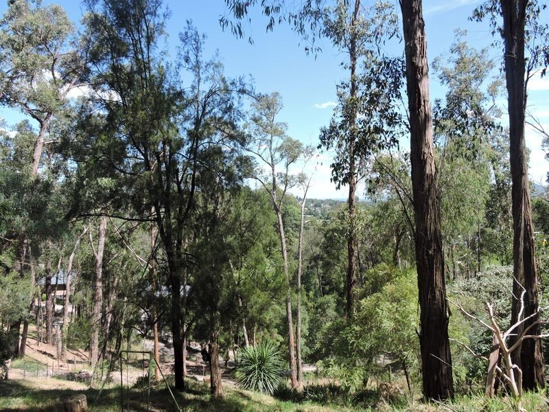 28-30 Beverley Drive, Healesville VIC 3777