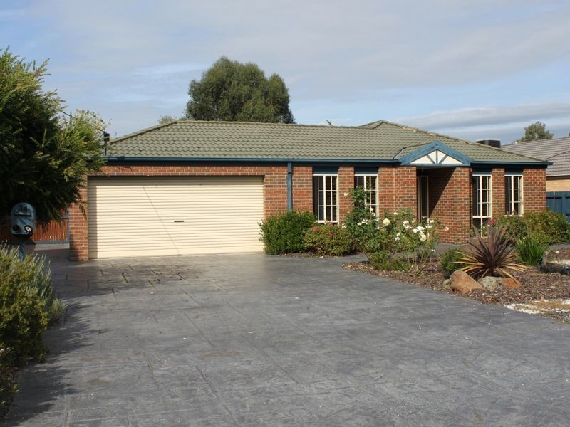 34 Farnham Road, Healesville VIC 3777