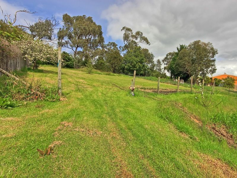 26 Lalors Road, Healesville VIC 3777